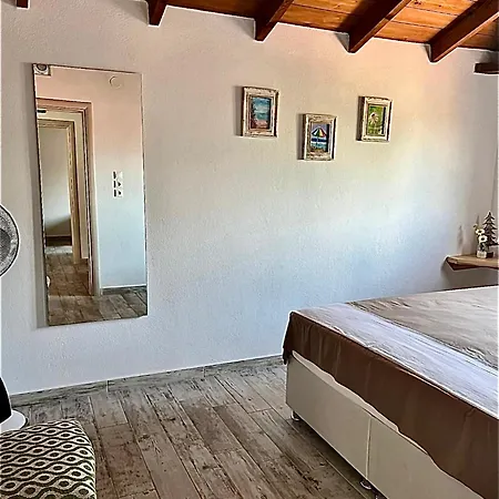 Apartment Antigoni *